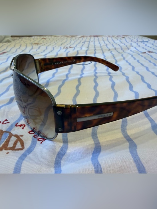 Authentic Prada Tortoise Shell Aviator Sunglasses ?️?? main image 8